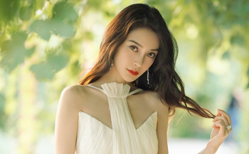 แองเจล่าเบบี้และเด็กชายชาวญี่ปุ่นโหยหา
