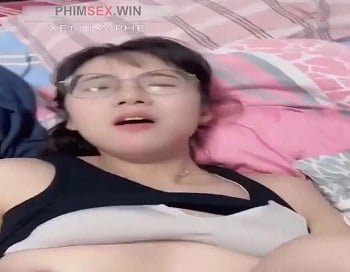 Bui Thi Nhu Quynh 2K2: การต่อสู้ที่ร้อนแรงในงานปาร์ตี้โป๊