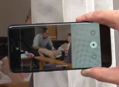 ผู้จัดการพื้นที่ใกล้เคียงรู้สึกตื่นเต้นเมื่อเขาค้นพบความลับของแม่ -in -law แม่ -ในกฎหมาย