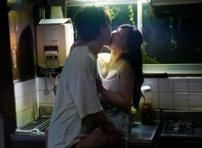 Karen Yuzuriha ติดกันตลอดทั้งวันบังคับให้มีเพศสัมพันธ์ซึ่งกันและกัน