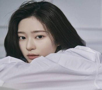 Minju ในภาพยนตร์เรื่องนี้น่าสนใจอย่างยิ่ง